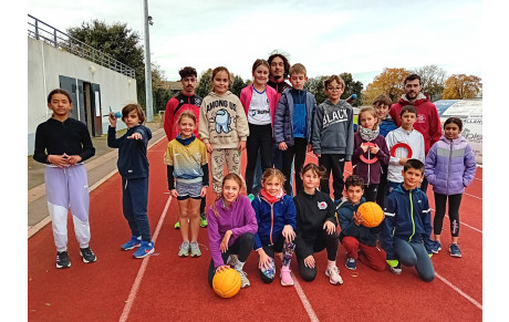 Les poussins et poussines à l'entraînement